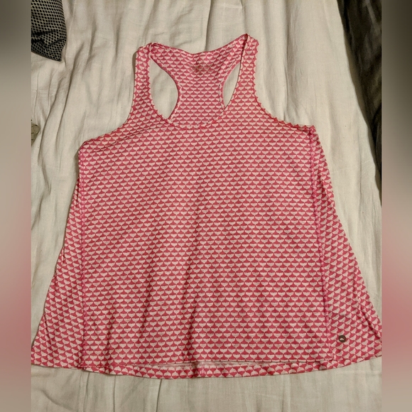 Vineyard Vines women's athletic tank... Size medium - Picture 3 of 8